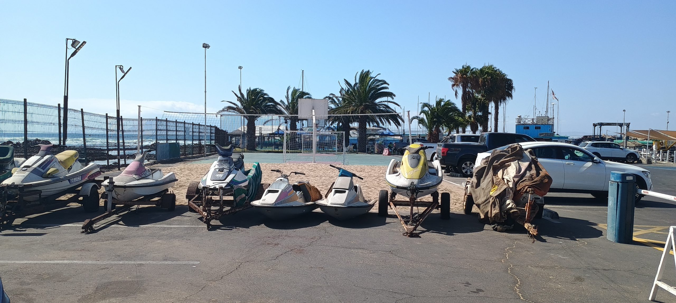 Limpieza patio marina